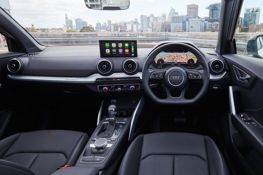 Торпедо Audi Q2 40 TFSI Quattro Edition #2 2020 года  (AU) (фото 17 из 26)